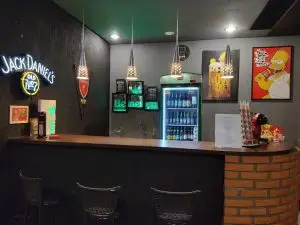 bar